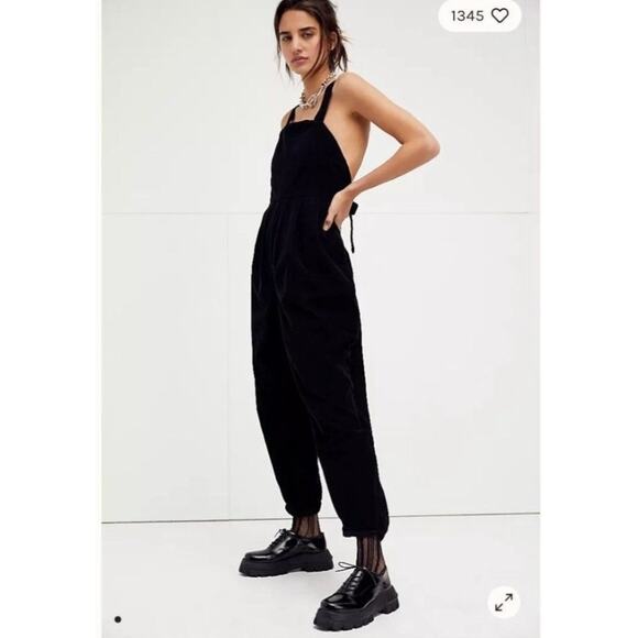 Free People Black Velvet Size S Wide Leg Drawstring Back Boho Weekender Overalls - Picture 12 of 12